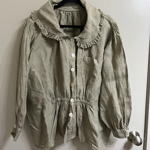 Magnolia Pearl Gray Ruffled Linen Top (item A2.2)